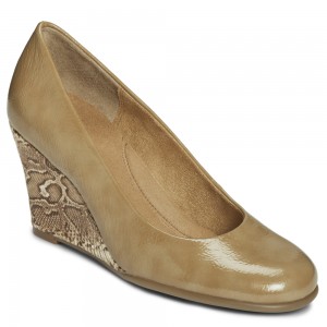 Aerosoles Plum Tree Tan Patent at DesignerShoes.com