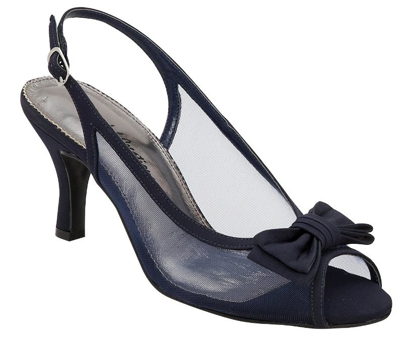 What Shoes Should I Wear To Citizenship Ceremony With Navy Jacket Red Dress Ask The Shoe Lady
